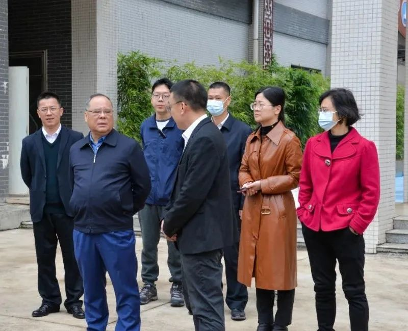 市政協(xié)到我校調(diào)研職業(yè)教育高質(zhì)量發(fā)展工作(圖4)